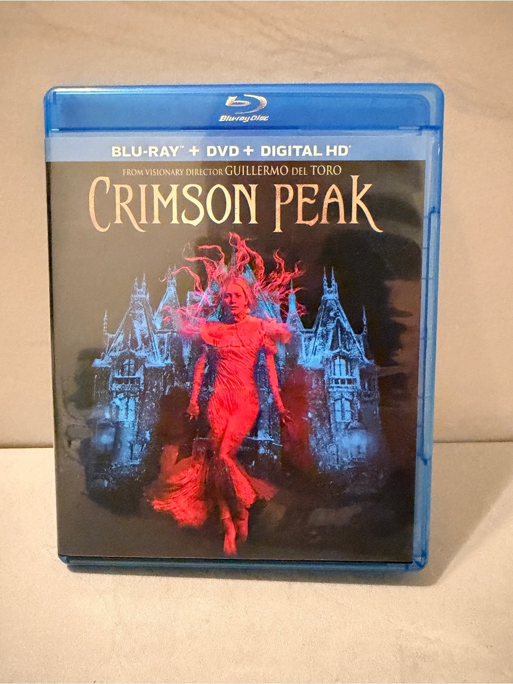 Crimson Peak (Blu-ray + DVD + Digital HD) -